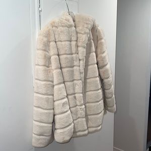 Apparis Goldy Coat in Ivory (Size XL)